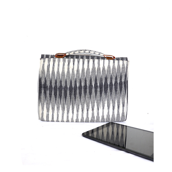 natural and artistic